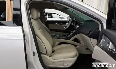 Lincoln Nautilus 2019 2.7 гидро в Москве № 1625261, миниатюра 12