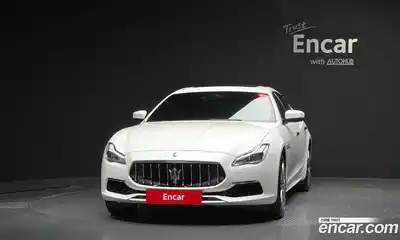 Maserati Quattroporte 2018 3.0 гидро в Москве № 1625400, миниатюра 3