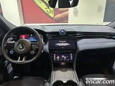 Maserati Grecale 2025 0.3 гидро в Москве № 1625463, миниатюра 7