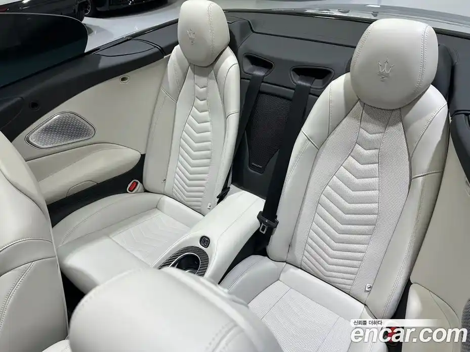 Maserati Gran Cabrio 2025 0.1 гидро в Москве № 1625466, фото 13