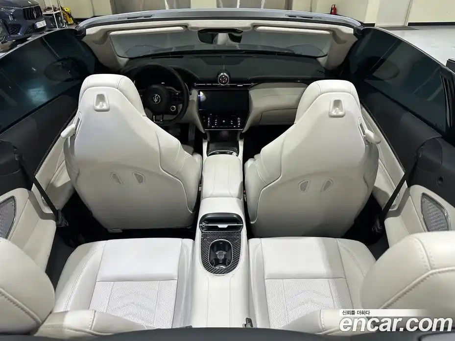 Maserati Gran Cabrio 2025 0.1 гидро в Москве № 1625466, фото 14