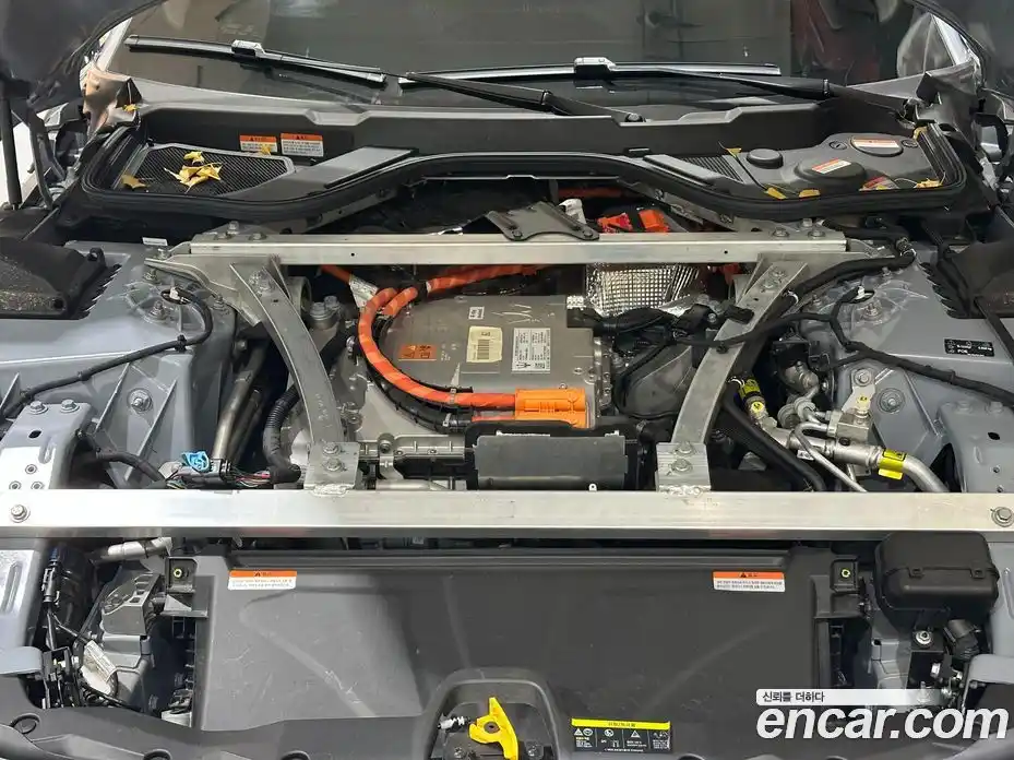 Maserati Gran Cabrio 2025 0.1 гидро в Москве № 1625466, фото 19