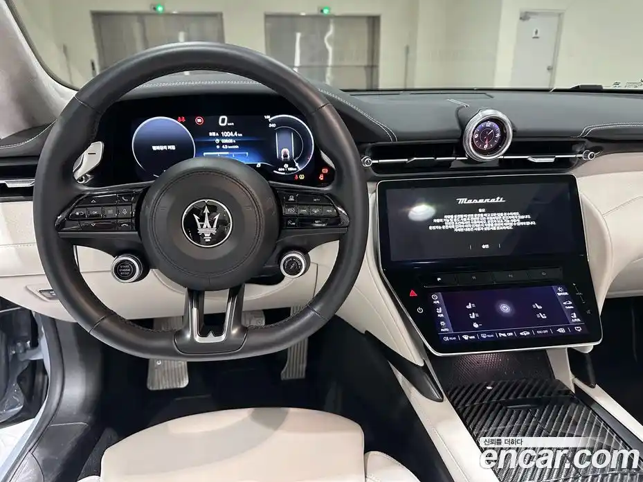 Maserati Gran Cabrio 2025 0.1 гидро в Москве № 1625466, фото 8