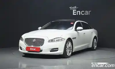 Jaguar XJ 3.0 SC Premium Luxury LWB X351