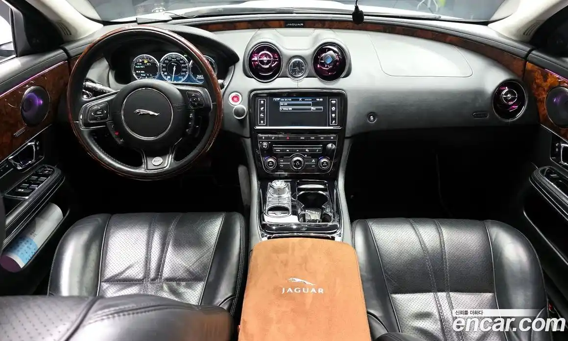 Jaguar XJ 2015 3.0 гидро в Москве № 1625514, фото 7