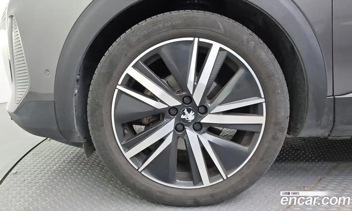 Peugeot 5008 2023 1.2 гидро в Москве № 1625807, фото 5