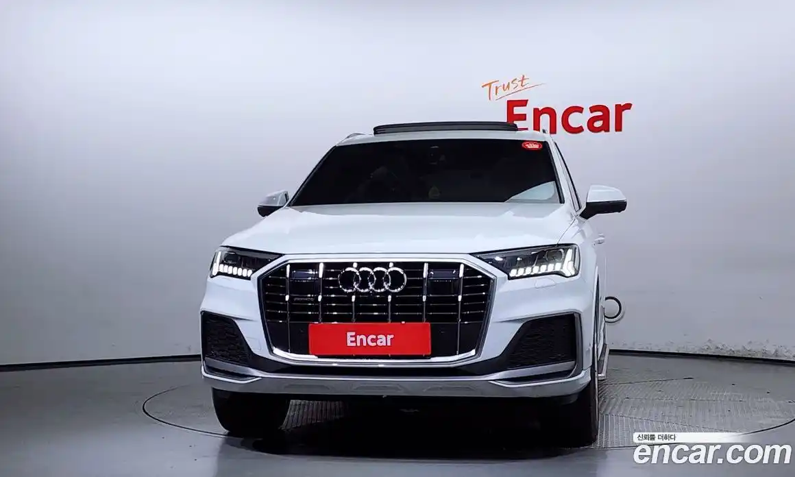 Audi Q7 2023 3.0 гидро в Москве № 162604, фото 3