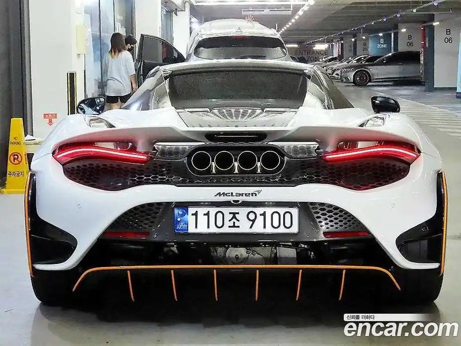 McLaren 765LT 2022 4.0 гидро в Москве № 1626252, фото 6