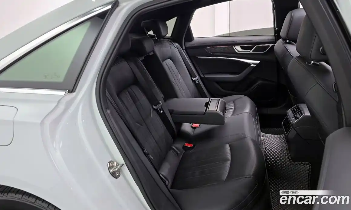 Audi A6 2021 2.0 гидро, фото 12
