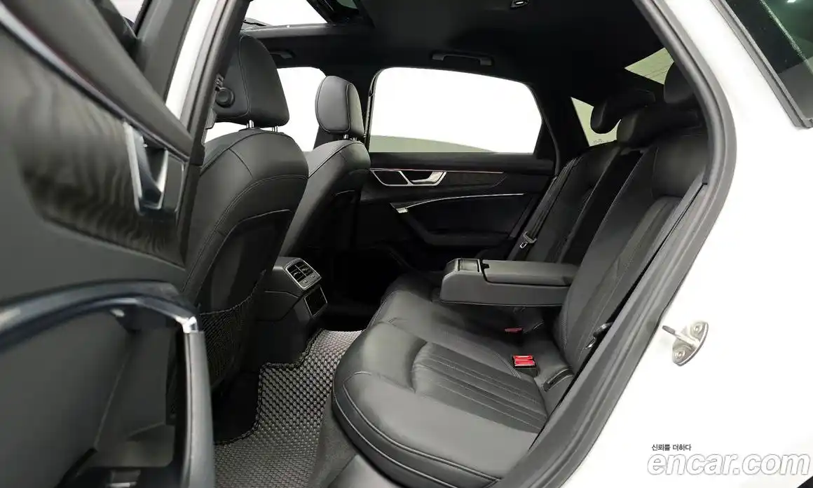 Audi A6 2021 2.0 гидро, фото 13