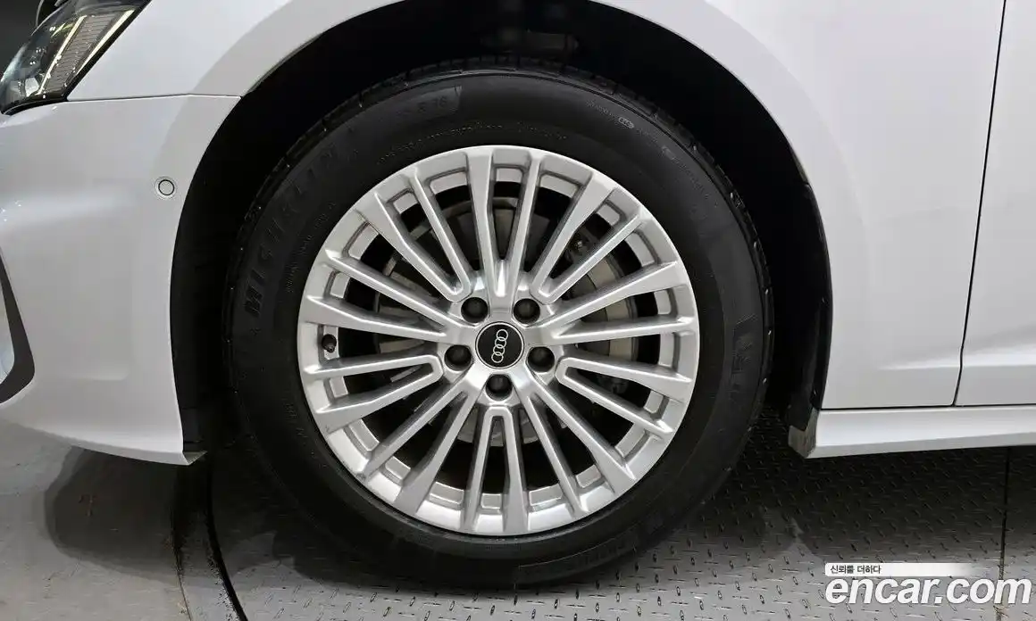 Audi A6 2021 2.0 гидро, фото 5