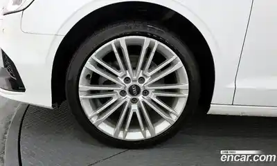Audi A3 2018 2.0 гидро в Москве № 196686, миниатюра 5