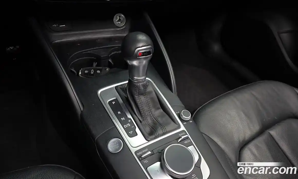 Audi A3 2018 2.0 гидро в Москве № 196686, фото 9