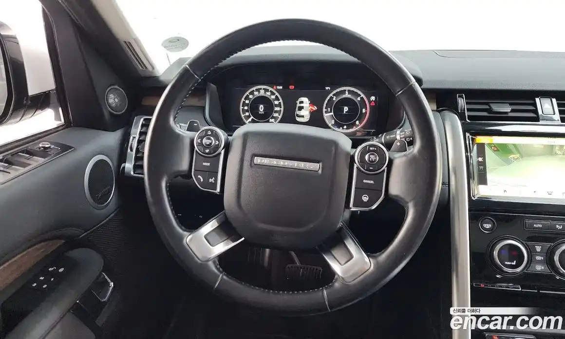 Land Rover Discovery 2018 3.0 гидро в Москве № 198282, фото 13
