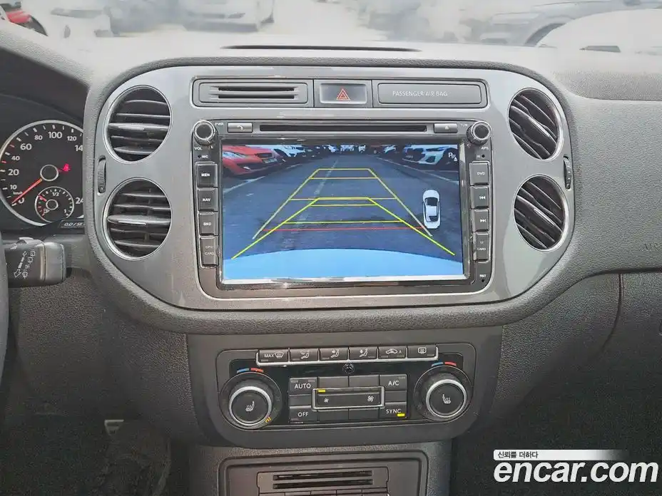 Volkswagen Tiguan 2013 2.0 гидро в Москве № 199328, фото 14