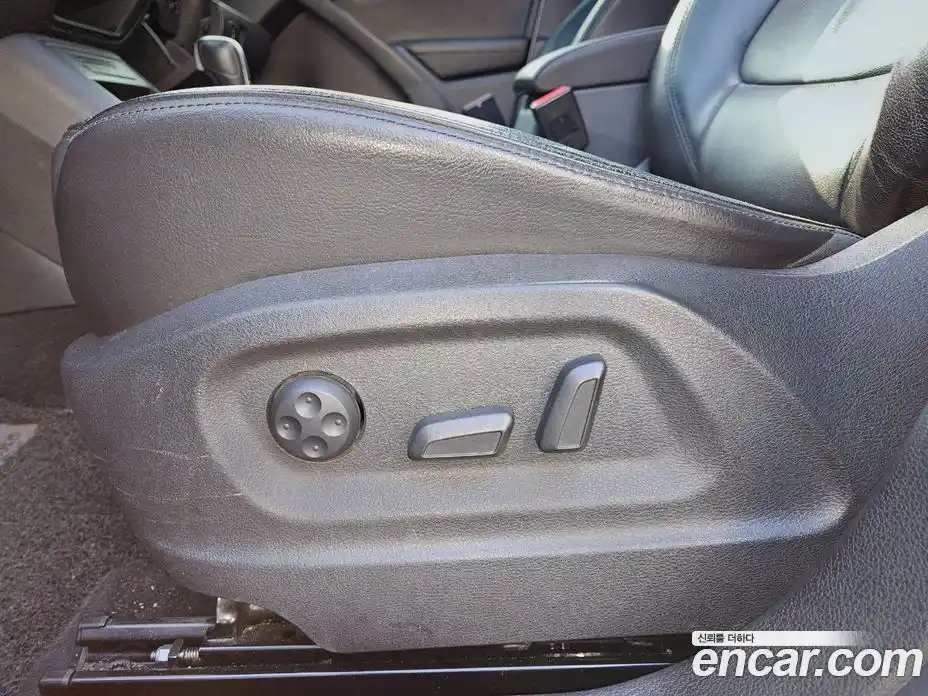 Volkswagen Tiguan 2013 2.0 гидро в Москве № 199328, фото 18