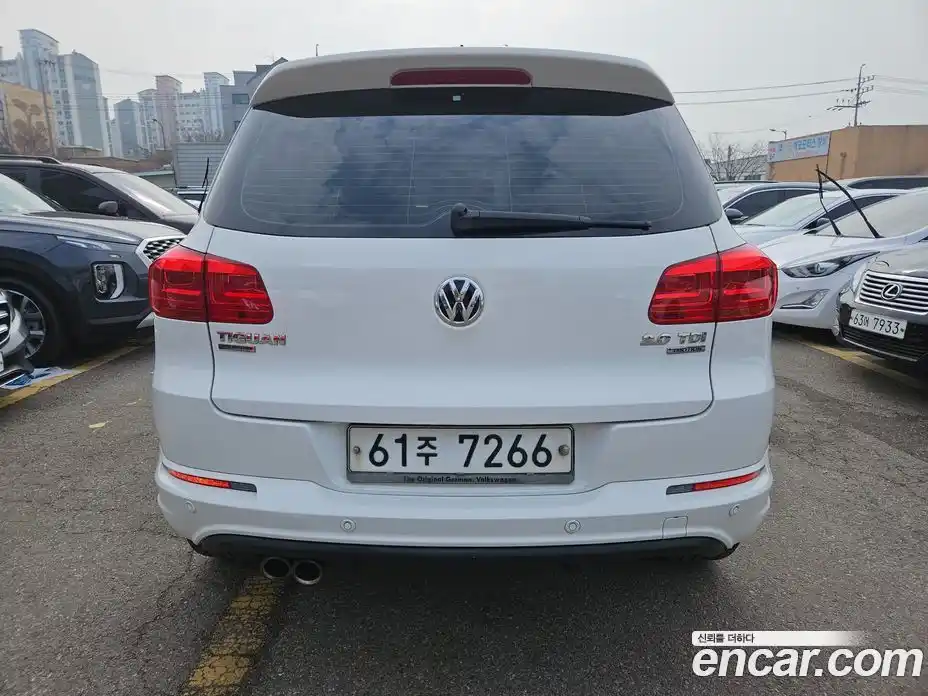 Volkswagen Tiguan 2013 2.0 гидро в Москве № 199328, фото 4