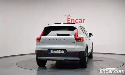 Volvo XC40 2021 2.0 гидро в Москве № 212825, миниатюра 3
