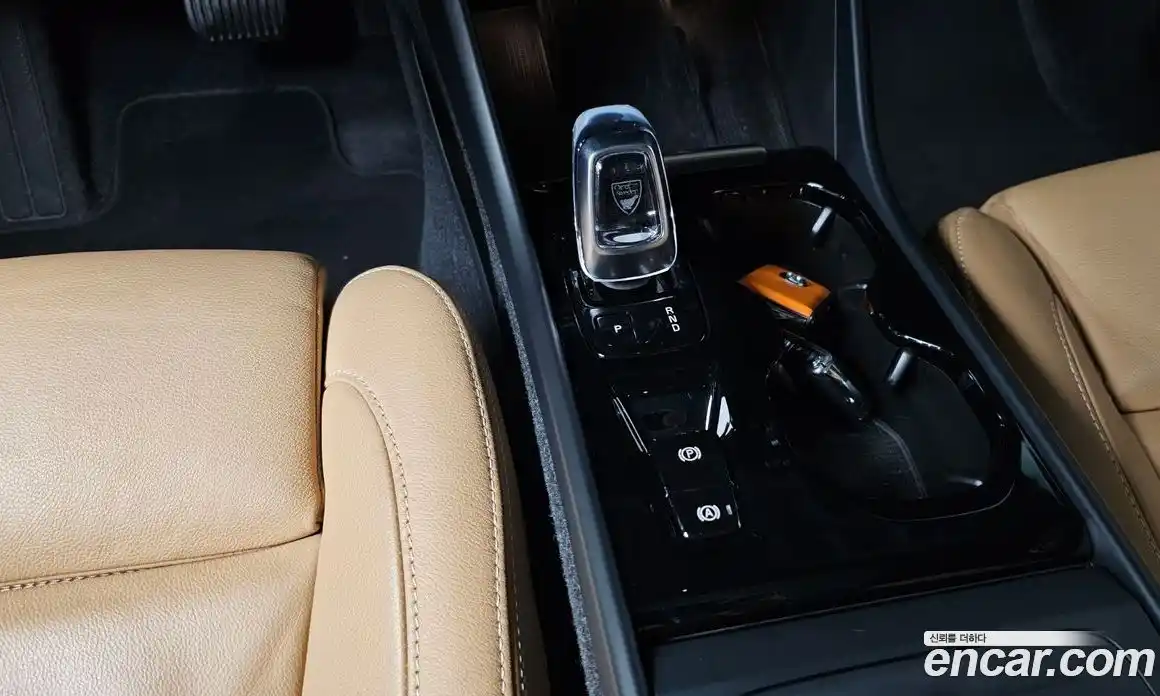 Volvo XC40 2021 2.0 гидро в Москве № 212825, фото 8