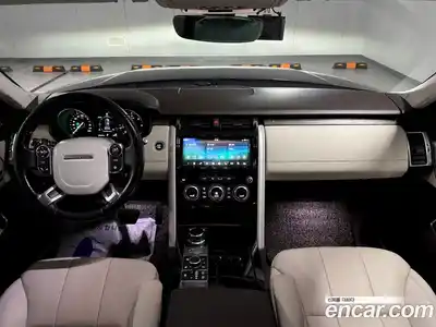 Land Rover Discovery 2017 3.0 гидро в Москве № 213559, миниатюра 7