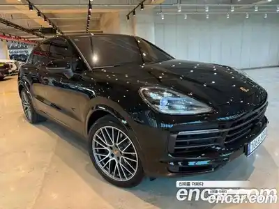 Porsche Cayenne, 2023