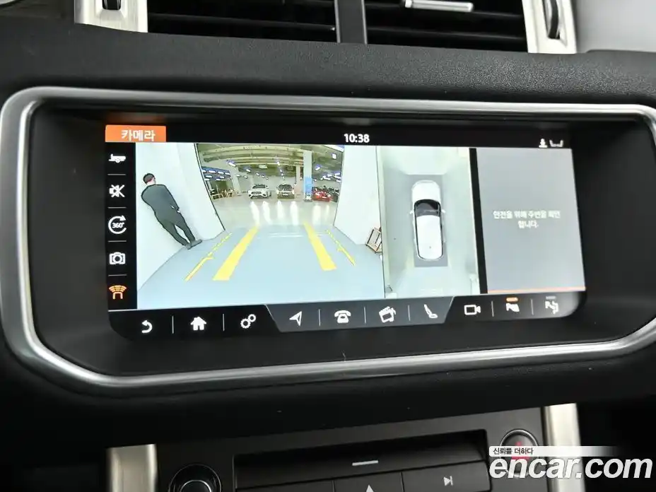 Land Rover Range-Rover Evoque 2018 2.0 гидро в Москве № 1196865, фото 15