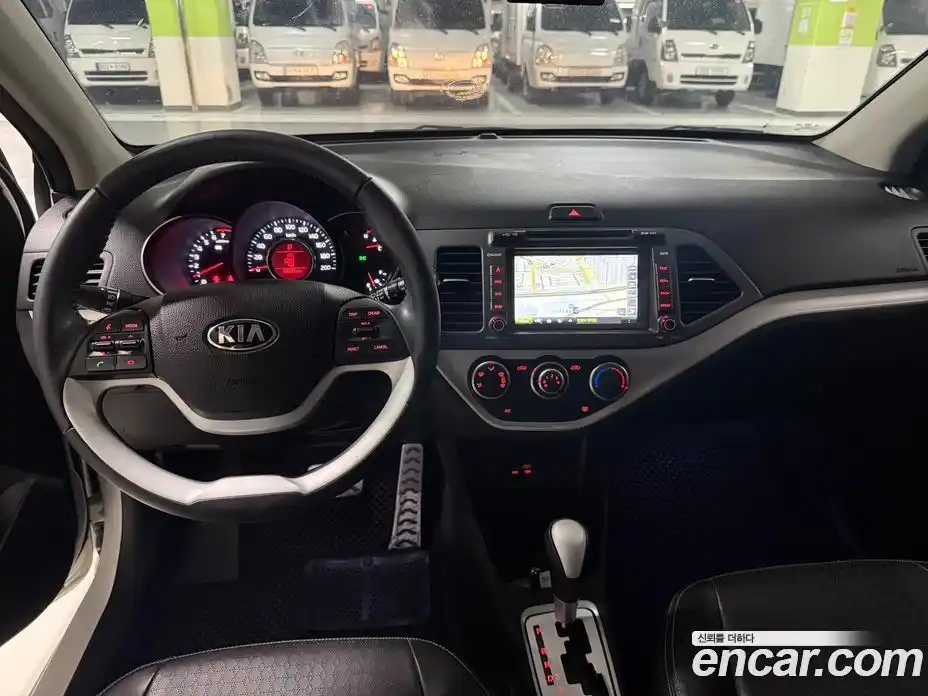 Kia Morning 2015 1.0 гидро в Москве № 120383, фото 7
