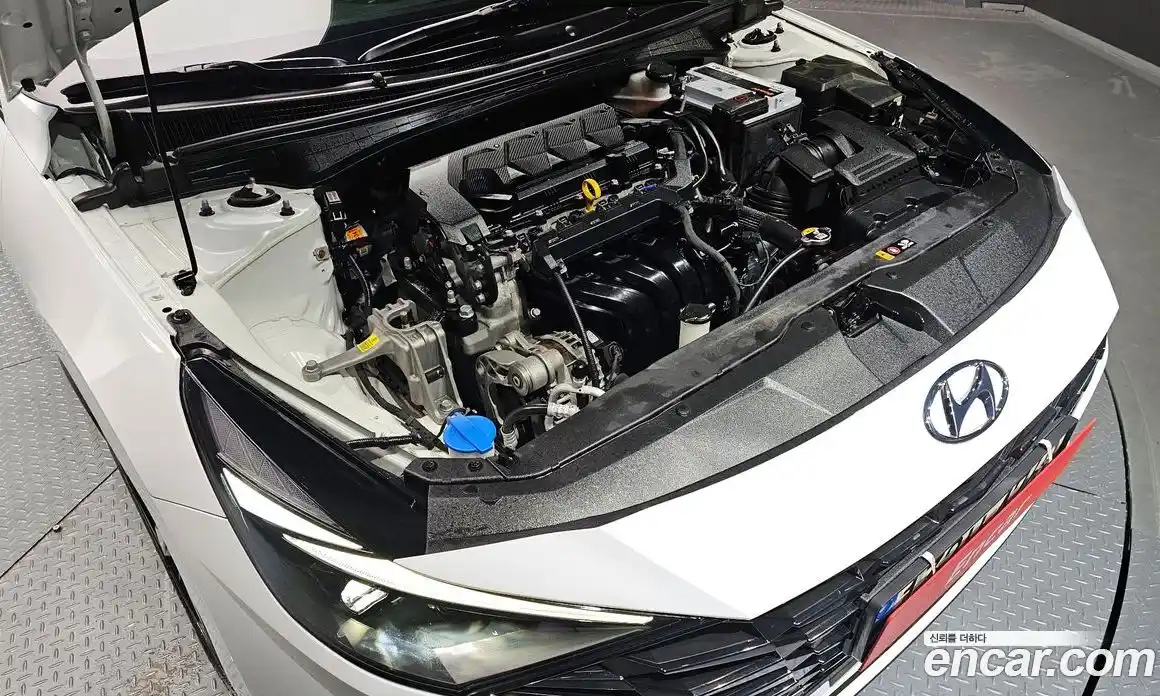 Hyundai Avante 2022 1.6 гидро в Москве № 1610773, фото 6