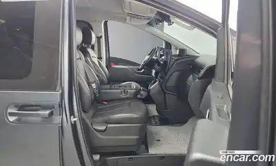 Hyundai Staria 2022 2.2 гидро в Москве № 1610840, миниатюра 12