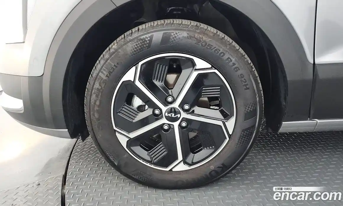 Kia Niro 2025 1.6 гидро в Москве № 1611214, фото 5