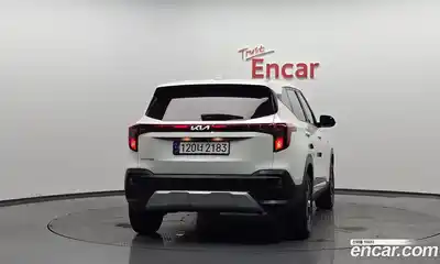 Kia Seltos 2022 2.0 гидро в Москве № 1611362, миниатюра 4