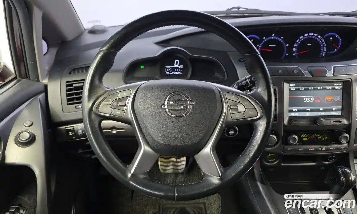 SsangYong Korando 2016 2.2 гидро в Москве № 1613408, фото 15