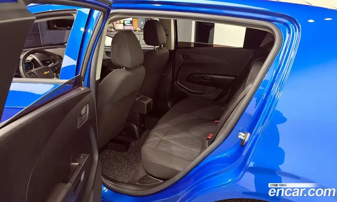 Chevrolet Aveo 2015 1.4 механика в Москве № 1614487, фото 11