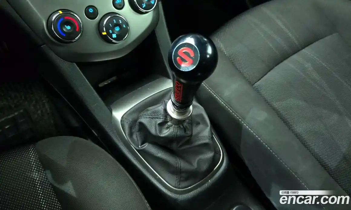 Chevrolet Aveo 2015 1.4 механика в Москве № 1614487, фото 9