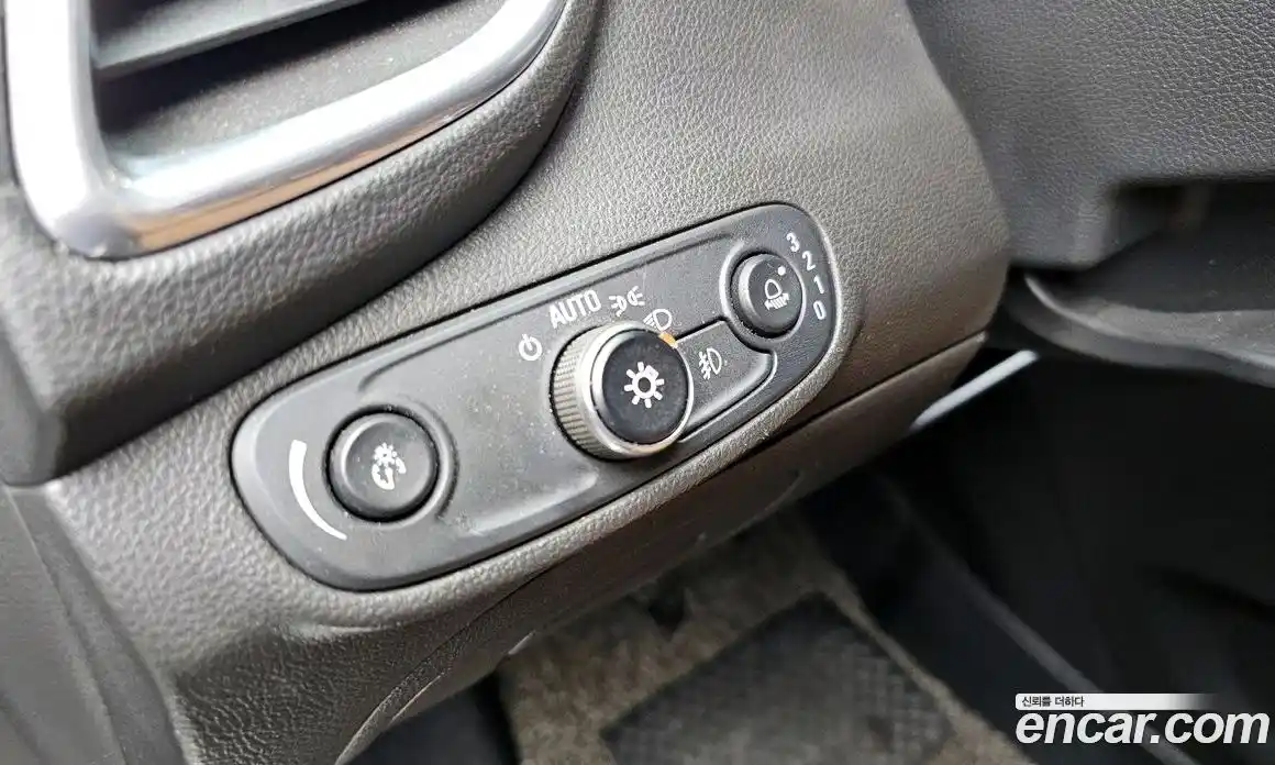 Chevrolet Trax 2016 1.6 гидро в Москве № 1614786, фото 18