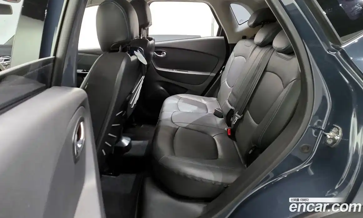 Renault QM3 2016 1.5 гидро в Москве № 1615229, фото 12