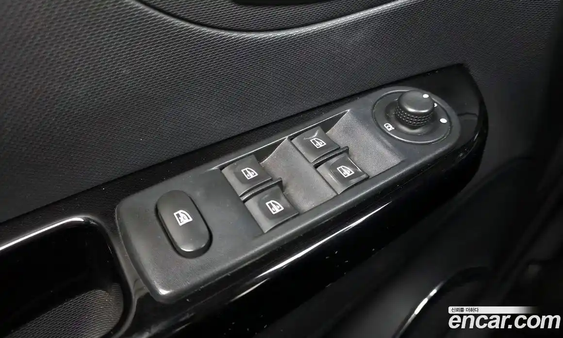 Renault QM3 2016 1.5 гидро в Москве № 1615229, фото 19