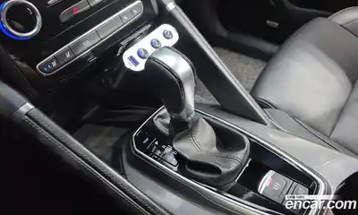 Renault QM6 2018 2.0 гидро в Москве № 1615450, миниатюра 9