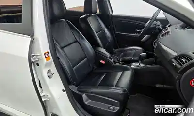 Renault SM3 2011 1.6 гидро в Москве № 1615530, миниатюра 12