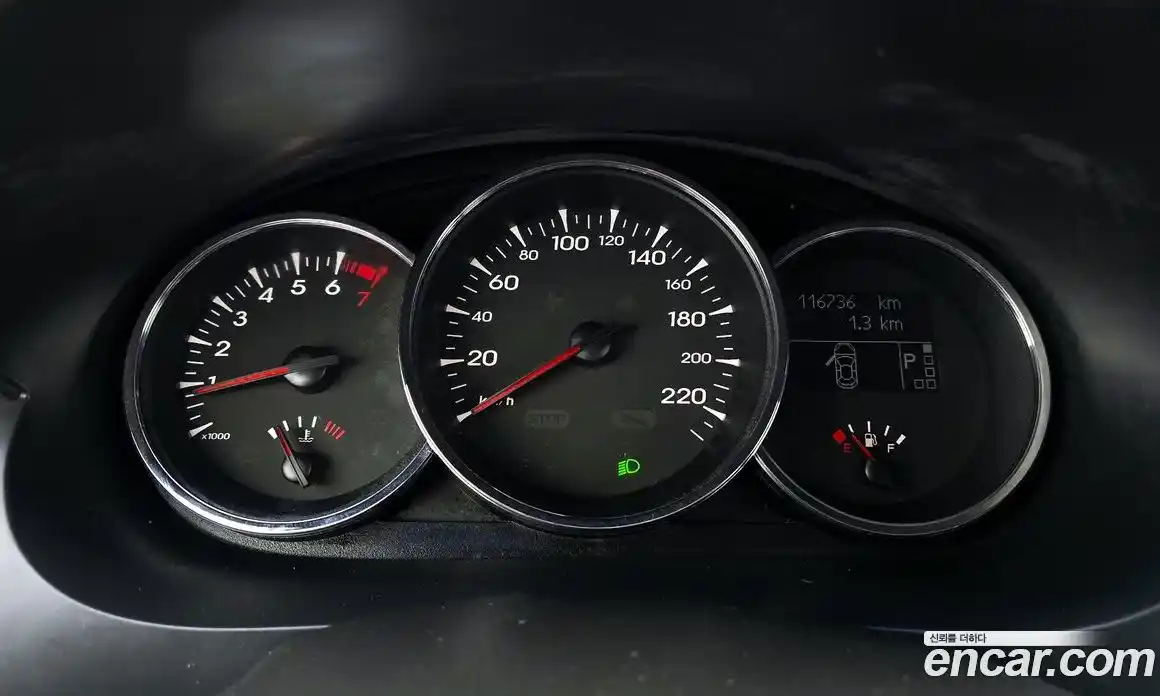Renault SM3 2011 1.6 гидро в Москве № 1615530, фото 8
