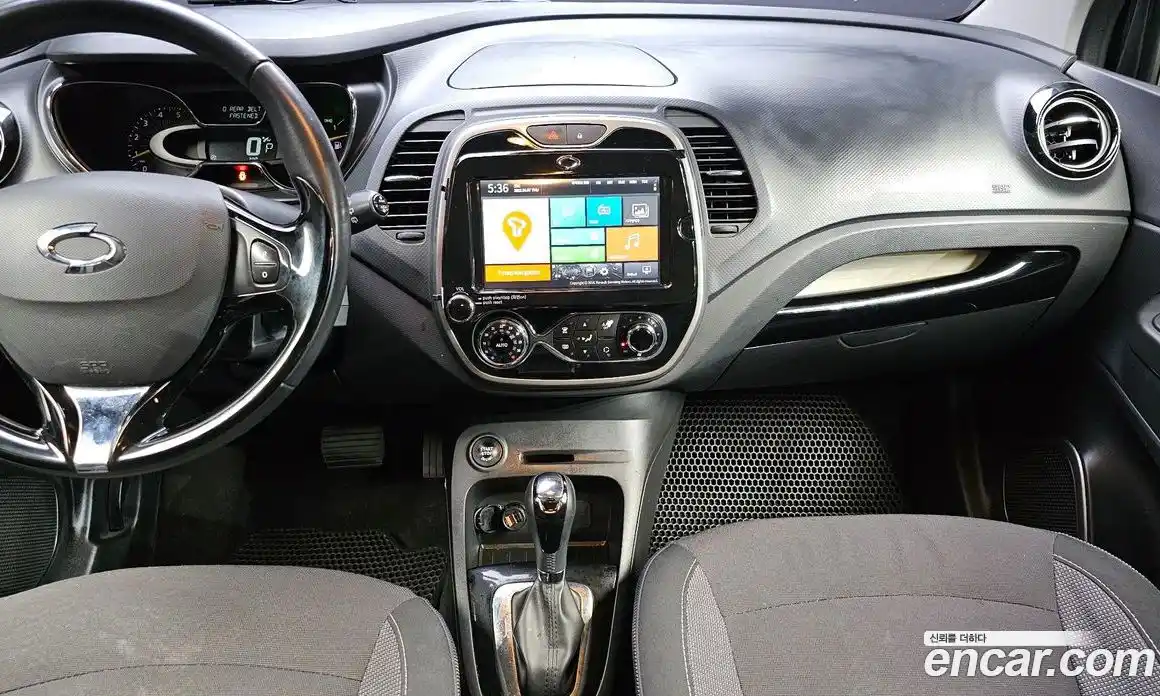 Renault QM3 2016 1.5 гидро в Москве № 1615799, фото 13