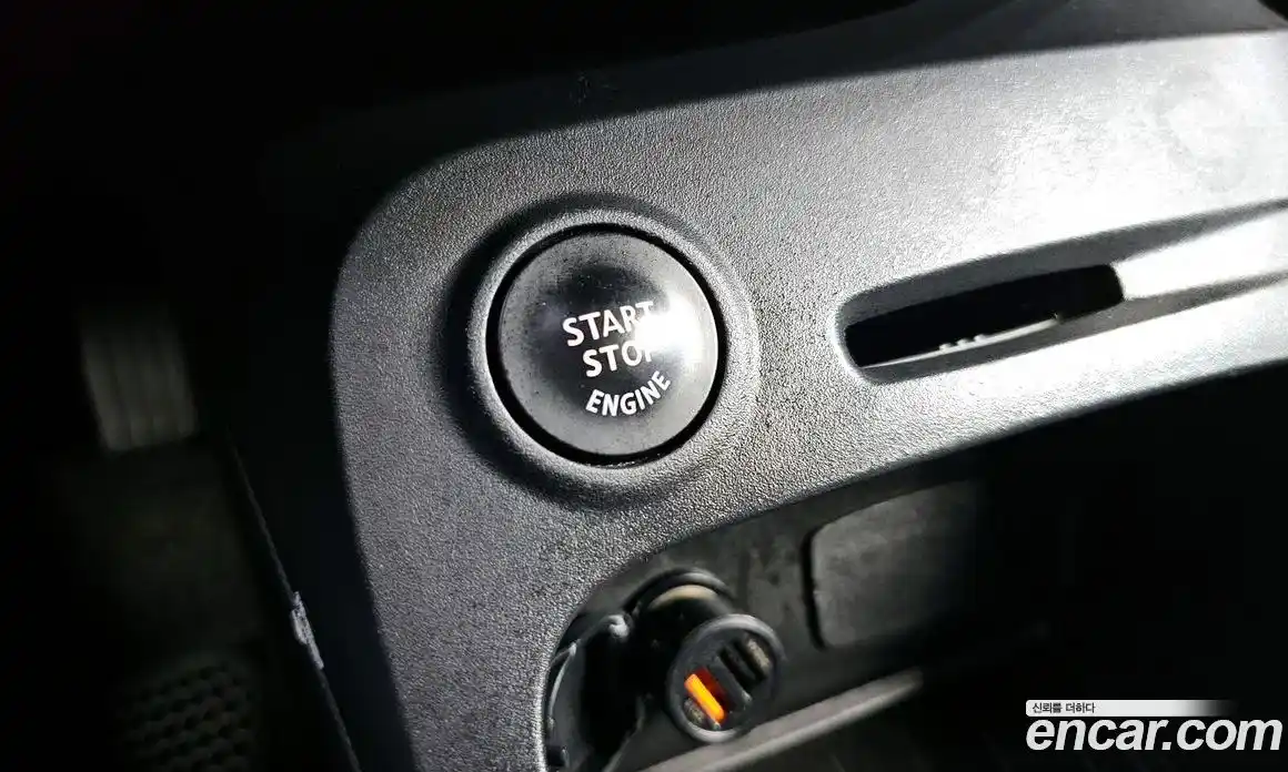 Renault QM3 2016 1.5 гидро в Москве № 1615799, фото 18