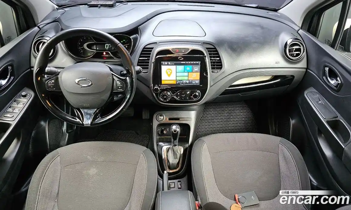 Renault QM3 2016 1.5 гидро в Москве № 1615799, фото 7