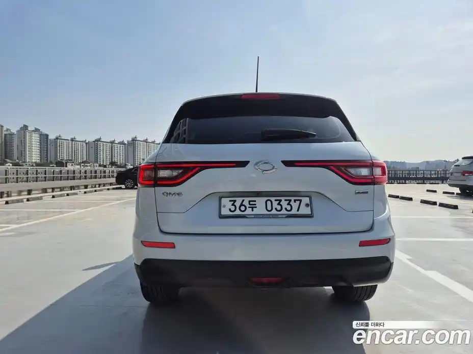 Renault QM6 2016 2.0 гидро в Москве № 1615956, фото 4