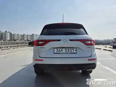Renault QM6 2016 2.0 гидро в Москве № 1615956, миниатюра 4