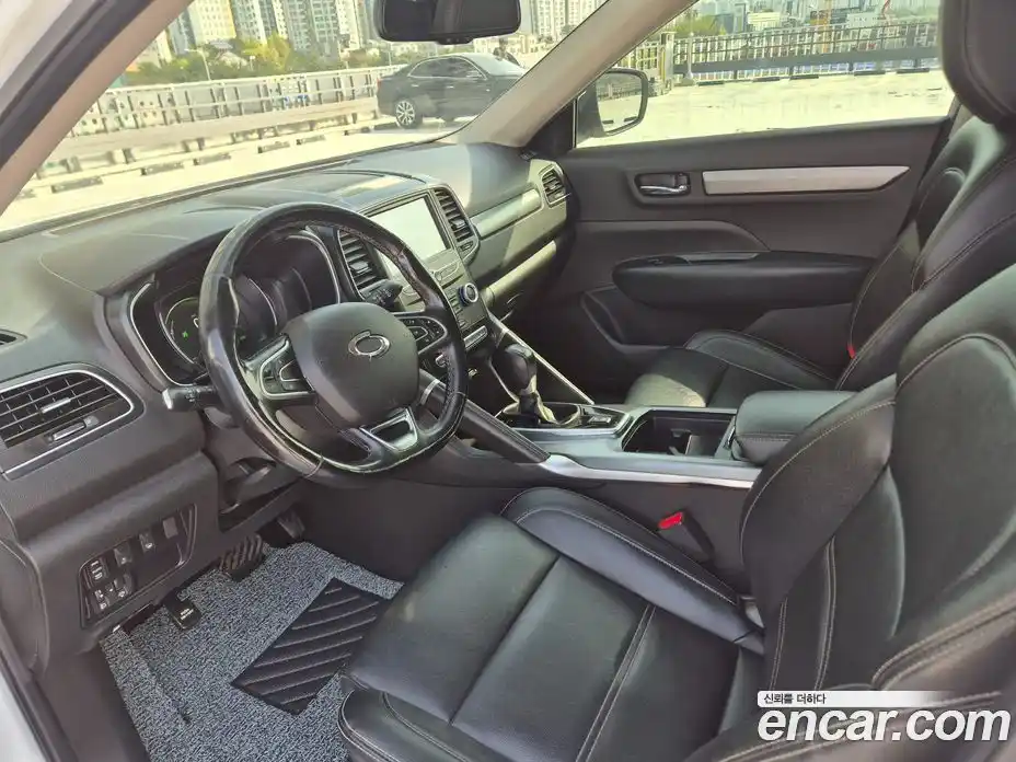 Renault QM6 2016 2.0 гидро в Москве № 1615956, фото 10