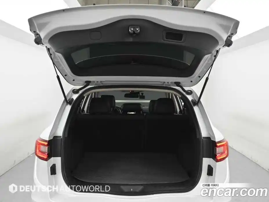 Renault QM6 2016 2.0 гидро в Москве № 1615973, фото 19