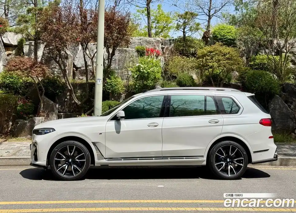 BMW X7 2021 3.0 гидро в Москве № 1616475, фото 3