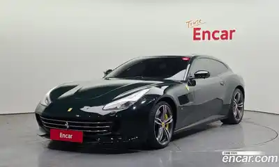 Ferrari GTC4 Lusso, 2019