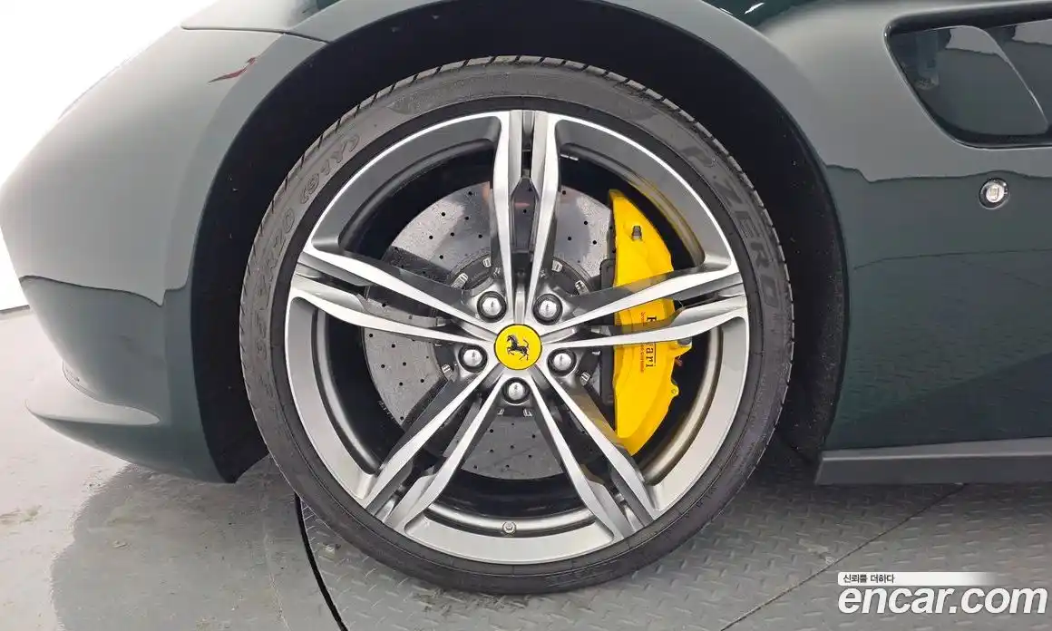 Ferrari GTC4 Lusso 2019 6.3 гидро в Москве № 1616917, фото 5